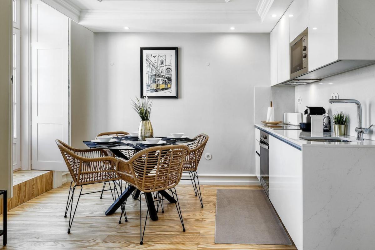 Lisbon Beautiful 2 Bedroom Apartment With Views In Rua Augusta Lisboa Dış mekan fotoğraf
