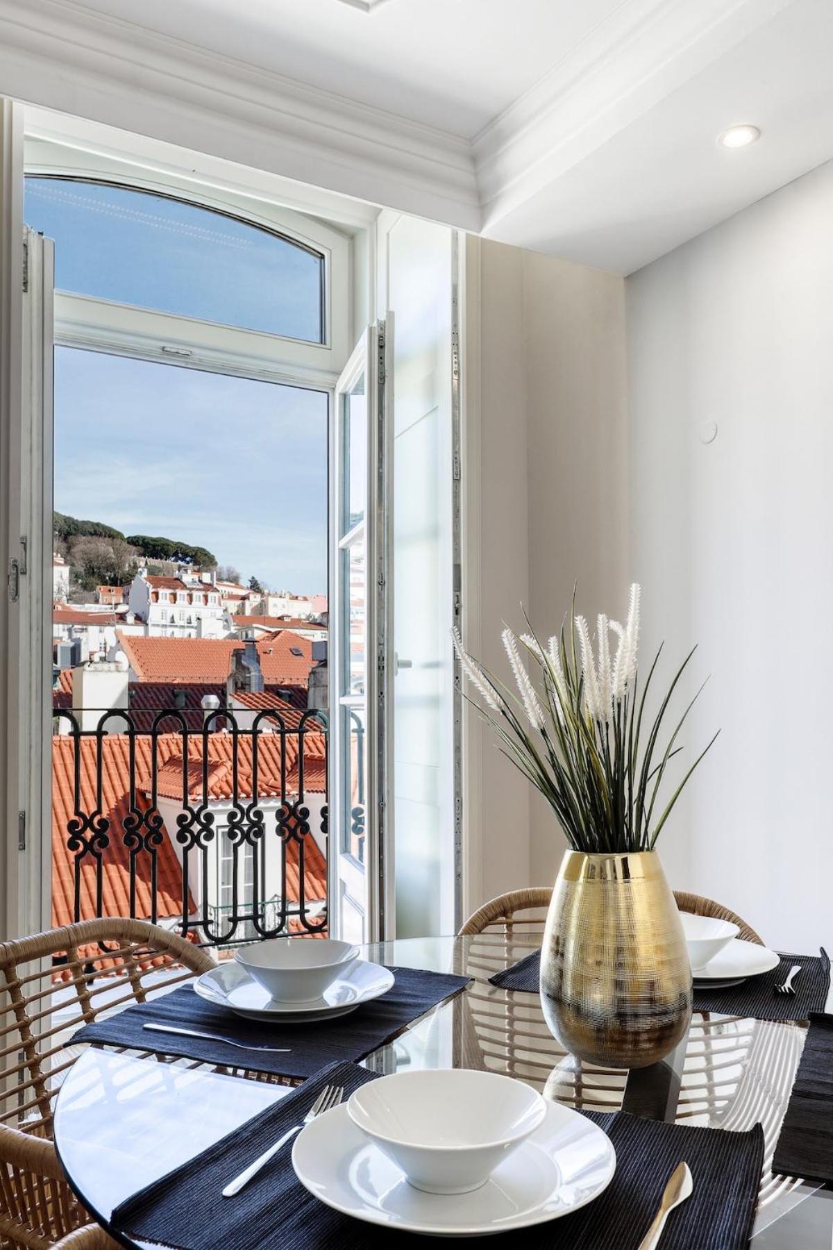 Lisbon Beautiful 2 Bedroom Apartment With Views In Rua Augusta Lisboa Dış mekan fotoğraf